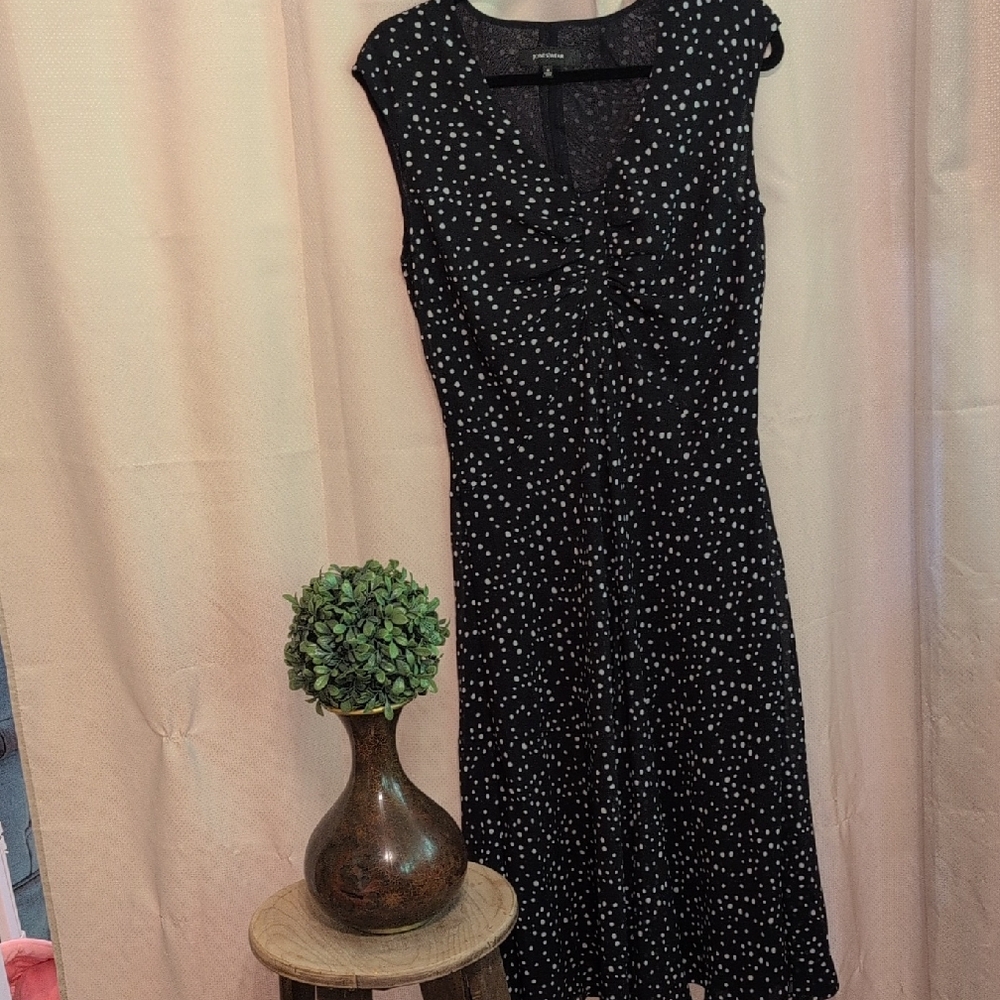 Jones Wear Black Midi Sundress V-neck Cap Sleeve